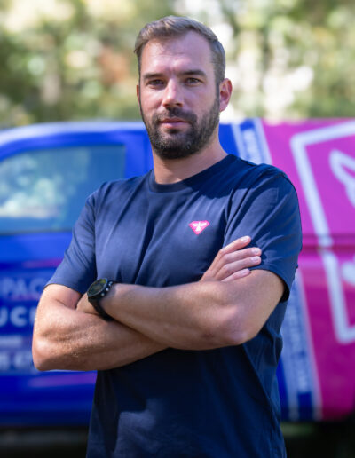 Portrait de Pierre-Louis, nouveau déboucheur sur le secteur de Bayeux et Vire dans le Calvados